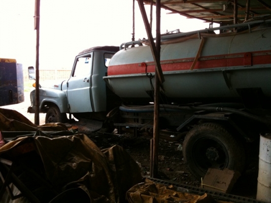 ขายรถบรรทุกน้ำ 6ล้อ ขนาด 8000ลิตร เครื่อง 6BF เฟืองท้าย FUSO