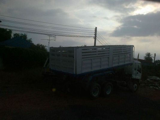 ISUZU 10 ล้อ 2 เพลาดัมพ์