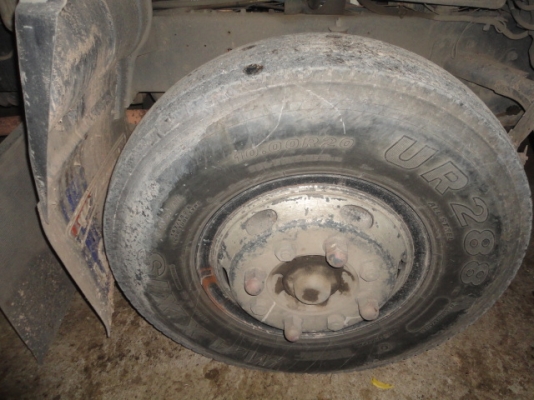 ISUZU FVM หัวเดิม เครื่องเดิม รถสิบล้อดั้มเพลาเดียวค่ะ ISUZU FVM หัวเดิม เครื่องเดิม รถสิบล้อดั้มเพลาเดียวค่ะ