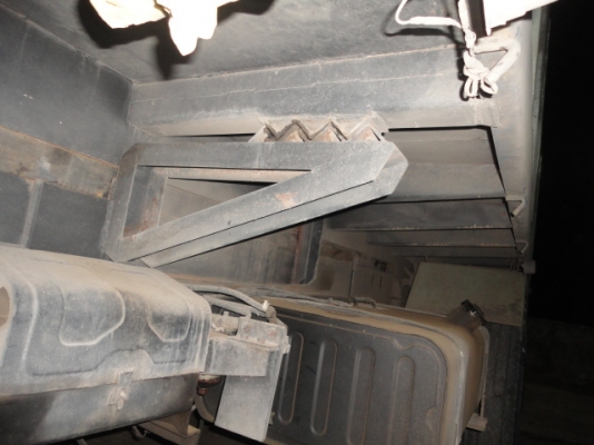 ISUZU FVM หัวเดิม เครื่องเดิม รถสิบล้อดั้มเพลาเดียวค่ะ ISUZU FVM หัวเดิม เครื่องเดิม รถสิบล้อดั้มเพลาเดียวค่ะ