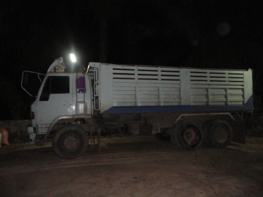 ISUZU FVM หัวเดิม เครื่องเดิม รถสิบล้อดั้มเพลาเดียวค่ะ ISUZU FVM หัวเดิม เครื่องเดิม รถสิบล้อดั้มเพลาเดียวค่ะ