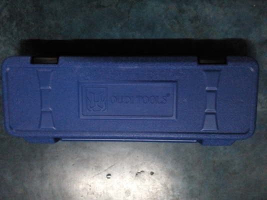 ประแจบ๊อกชุด 4หุน ยี่ห้อ OUDI TOOLS 17 ชิ้น ประแจบ๊อกชุด 4หุน ยี่ห้อ OUDI TOOLS 17 ชิ้น