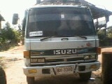ISUZU ROCKY 175 HP 6BG1 หกล้อดั๊มพ์ รถเครื่องดีมากไม่มีเยิ้ม หัวเก๋งบางๆไม่มีผุ ภายในเก๋งสวยครบ แอร์ พวงมาลัยเพาเวอร์ เบรคทริ๊ปฟี้ ช่วงล่างคัชซีดี ยาง 8.25 ขอบ 16" เอกสารเล่มทะเบียนครบพร้อมโอนได้เลยครับ