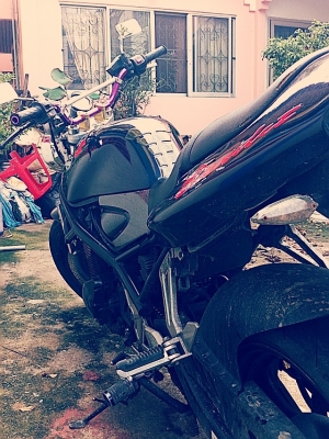 ขายด่วนแค่อาทิดนี้bandit400ฝาแดง35000เท่านั้น