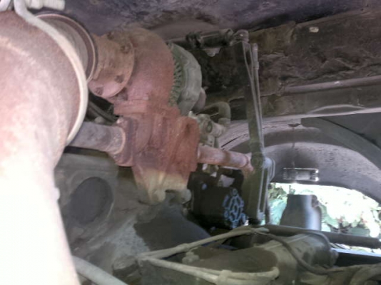 รถเบนซ์  10 ล้อ 2631 หัวลาก  370 แรงม้า  ( ขายเฉพาะหัว   มีขาย 2  คัน )  สนใจติดต่อ 081-6079515