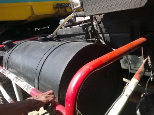 รถเบนซ์  10 ล้อ 2631 หัวลาก  370 แรงม้า  ( ขายเฉพาะหัว   มีขาย 2  คัน )  สนใจติดต่อ 081-6079515