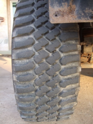 ยาง mud 33 พร้อมล้อขอบ 15