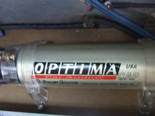 อำนาจ แก้วกัน ใครรู้จักกรุณาบอกให้ติดต่อมาที่คุณเยี่ยม 0822985397 ด่วน ไม่อย่างงั้นน้องจะมีความผิดทางกฏหมาย