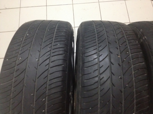 ขายแม็กซ์เดิม Honda Jazz ขอบ15 4รู100+ยางปี08 ราคา 5500 บ.