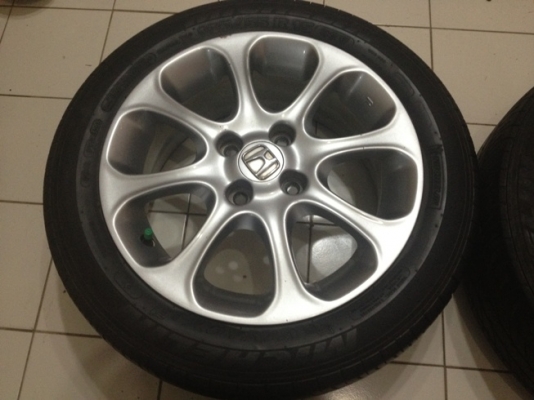 ขายแม็กซ์เดิม Honda Jazz ขอบ15 4รู100+ยางปี08 ราคา 5500 บ.