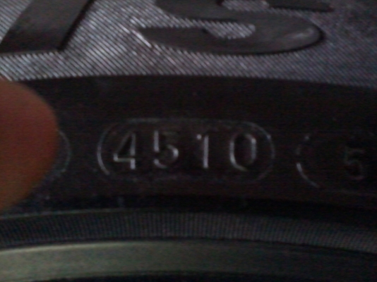 ยาง 215/50/17 ปี 10 Maxxis MS800 4 เส้น6500บาท ดอกเต็ม