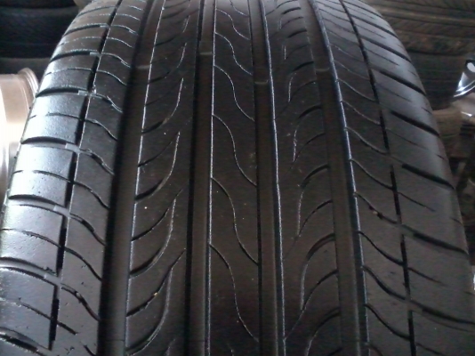 ยาง 215/50/17 ปี 10 Maxxis MS800 4 เส้น6500บาท ดอกเต็ม