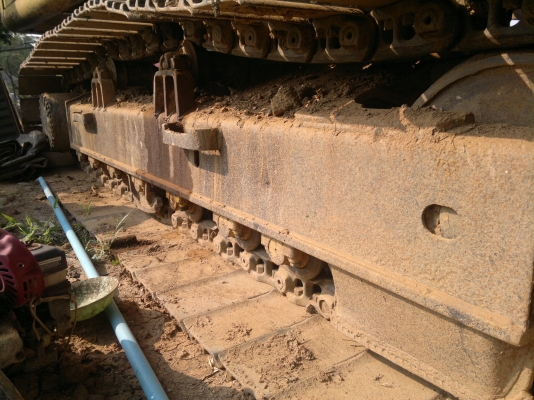 ขายรถแม็คโคร KOMATSU รุ่น PC 200-6 SERIAL 87044  เล่มทะเบียน