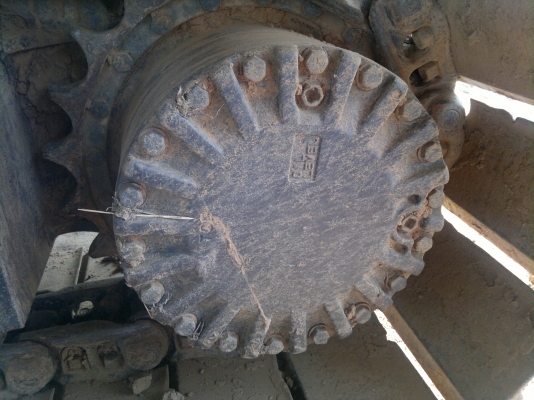 ขายรถแม็คโคร KOMATSU รุ่น PC 200-6 SERIAL 87044  เล่มทะเบียน