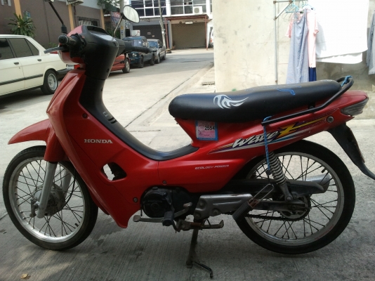 ขายเวฟ z ราคา 7,800 บาท ติดต่อคุณเอ๋ รามอินทราซอย 5 โทร. 086-3821939