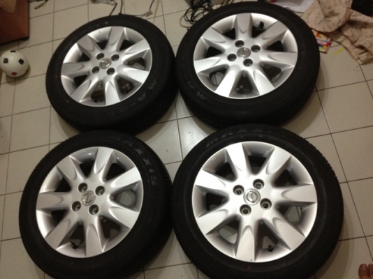 ขายแม็กซ็เดิม15 ป้ายแดงNissan March + ยางปี12 ราคา 10,500 บาท