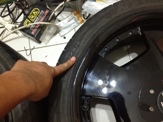 ขายแม็กซ์มือ2 ขอบ19 A/X Ray แท้ 5 รู100/114 +ยางปี11 24,000 บาทถูกด่วน