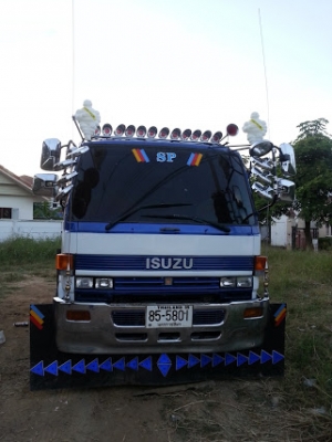 ขายรถ 6 ล้อสภาพสวย แต่งสวย