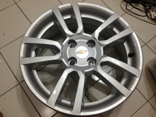 ขายแม็กซ์เดิม Chevrolet Sonic LTขอบ 16 4/100 ราคา6500 บาท ขายแม็กซ์เดิม Chevrolet Sonic LTขอบ 16 4/100 ราคา6500 บาท