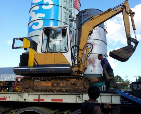 ขาย komatsu pc30-3   นำเข้า