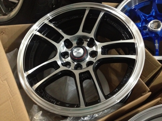 ขายล้อแม็กใหม่100\% Samulai ขอบ15 4 รู100/114 8500 บาท