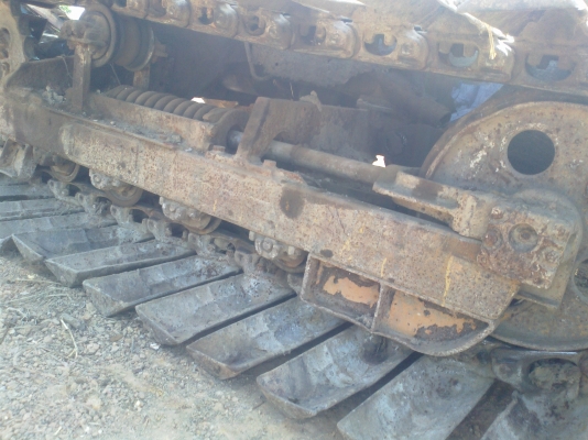 ขายด่วนรถดัน KOMUTSU D20A-6 พร้อมใช้ ขายด่วนรถดัน KOMUTSU D20A-6 พร้อมใช้