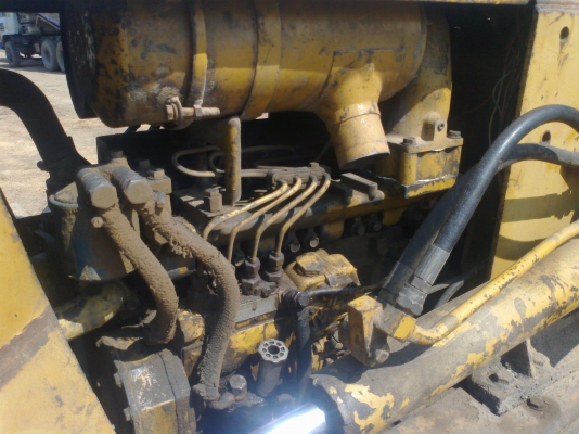 ขายด่วนรถดัน KOMUTSU D20A-6 พร้อมใช้ ขายด่วนรถดัน KOMUTSU D20A-6 พร้อมใช้