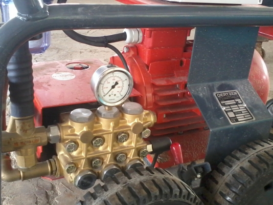 ปั๊มอัดฉีด แรงดันสูง