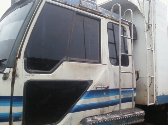 ขาย!!  มิตซุบิชิ Fuso 527 m-a 6d16 2 เพลา