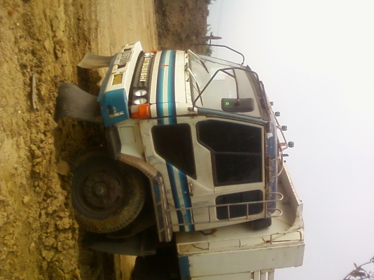 ขาย!!  มิตซุบิชิ Fuso 527 m-a 6d16 2 เพลา