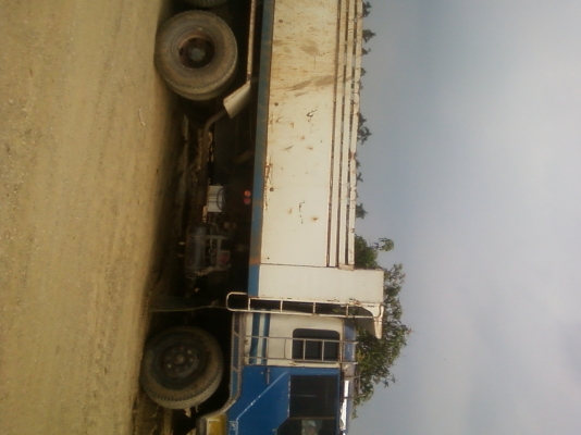 ขาย!!  มิตซุบิชิ Fuso 527 m-a 6d16 2 เพลา