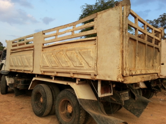 ขายด่วนไอ้หลงMITSUBISHI FN527MTD สองเพลาดั้มสามิตรรอนเฉียงเดิมสุดๆมือเดียวจากห้าง รีบโทรเลย 0801515451 0811838154