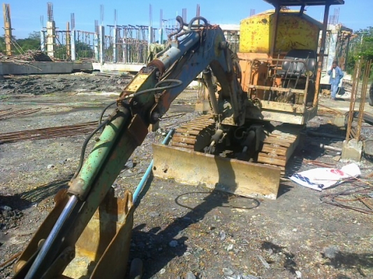 ขายรถแบคโฮ  IHI    30    ราคาถูกตามสภาพ  ด่วนมากๆๆ