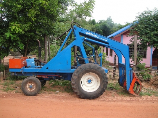 คีบหลัง FORD 6600 เจ้าของขายเอง รถพร้อมทำงาน