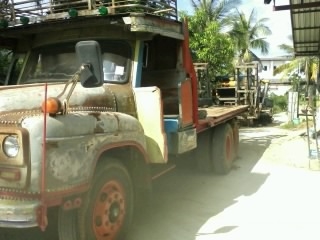 ขาย เทเลอร์สิบล้อพร้อมรถเกี่ยวข้าว อ.เจริญพัฒนา