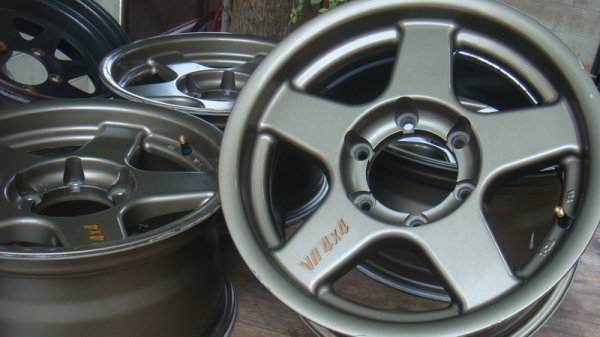 ล้อลาย BREDLEY 16x8 ET+20 6รู139.7