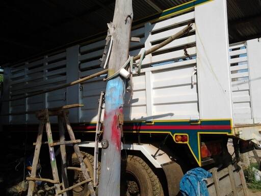 HINO KT 725 - 165 HP 6BD1 สิบล้อดั๊มพ์ 2 เพลา หัวเก๋ง HINO 3M สวยจัดลงเล่มครบถูกต้อง เครื่องแห้งแรงดี ภายในเก๋งครบพร้อม แอร์เย็น พวงมาลัยเพาเวอร์ เบรคทริ๊ปฟี้ กระบะดั๊มพ์คอกเหล็ก 12 ตันสภาพอย่างสวยๆ ช่วงล่างคัชซีไม่มีบวม ยางสภาพดี 10 เส้น เอกสารเล่มทะเบีย HINO KT 725 - 165 HP 6BD1 สิบล้อดั๊มพ์ 2 เพลา หัวเก๋ง HINO 3M สวยจัดลงเล่มครบถูกต้อง เครื่องแห้งแรงดี ภายในเก๋งครบพร้อม แอร์เย็น พวงมาลัยเพาเวอร์ เบรคทริ๊ปฟี้ กระบะดั๊มพ์คอกเหล็ก 12 ตันสภาพอย่างสวยๆ ช่วงล่างคัชซีไม่มีบวม ยางสภาพดี 10 เส้น เอกสารเล่มทะเบีย