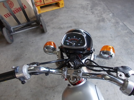 honda cd50Sรถประกอบใหม่ สภาพสดจริง สีเดิมๆทั้งคัน