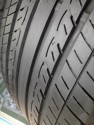 ขายยาง205/55/16 ปี 09/2เส้น+ปี10/2เส้น YOKOHAMA dB JAPAN 1 ชุด  ราคา :  2,200.00  บาท