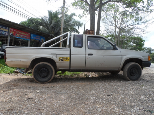 ขายด่วน nissan big-m ตอนครึ่ง ขายด่วน nissan big-m ตอนครึ่ง