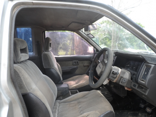 ขายด่วน nissan big-m ตอนครึ่ง ขายด่วน nissan big-m ตอนครึ่ง