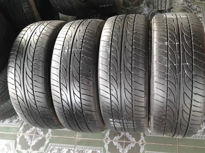 ขายยาง205/50/16 ปี 4609 DUNLOP SP Lm 703 1 ชุด  ราคา :  3,500.00  บาท