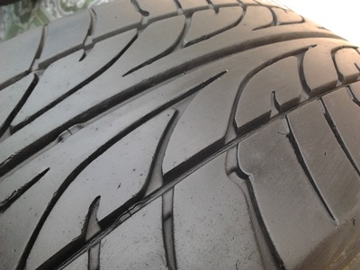 ขายยาง205/50/16 ปี 4609 DUNLOP SP Lm 703 1 ชุด  ราคา :  3,500.00  บาท