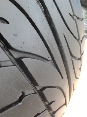 ขายยาง205/50/16 ปี 4609 DUNLOP SP Lm 703 1 ชุด  ราคา :  3,500.00  บาท