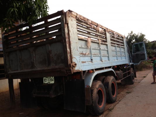 ขาย ISUZU 10 ล้อ 2 เพลา ด่วน..! (อยากขาย)