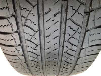 ขายยาง225/65/17 ปี 1510 MICHERLIN LATITODE TOUR HP 1 ชุด  ราคา :  2,400.00  บาท