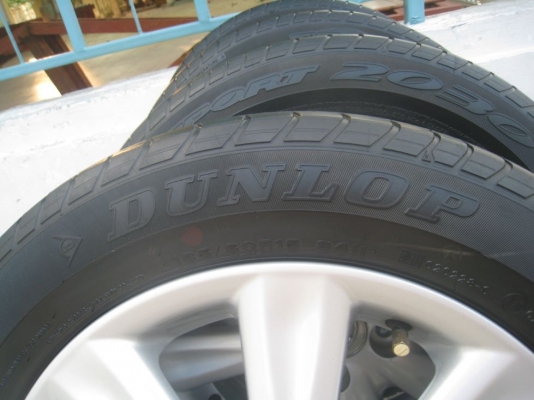 ขายล้อแม็กเดิม toyota vios 15"x5.5" 4/100 et45 +ยางปี09 (081-3747940)