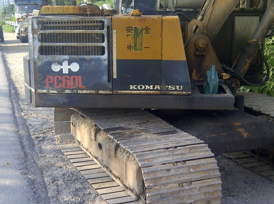 ประกาศขาย Komatsu PC60-1L พร้อมหัวกระแทกปูน