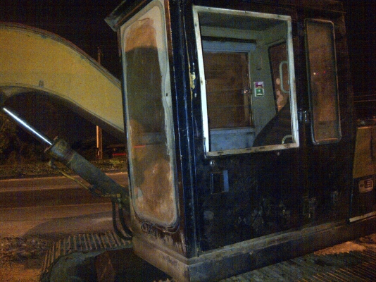 ประกาศขาย Komatsu PC60-1L พร้อมหัวกระแทกปูน