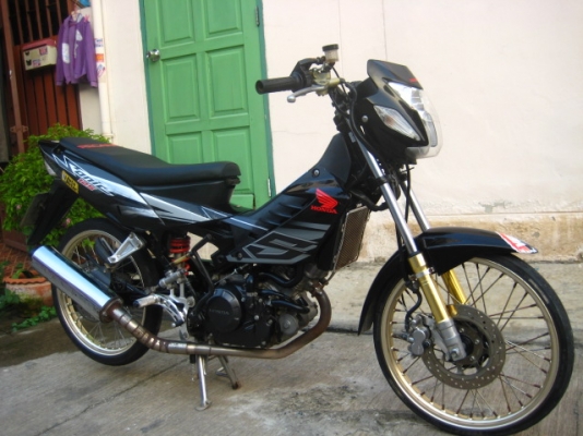 ขาย sonic 125 สต๊าร์ทมือ รถปี255